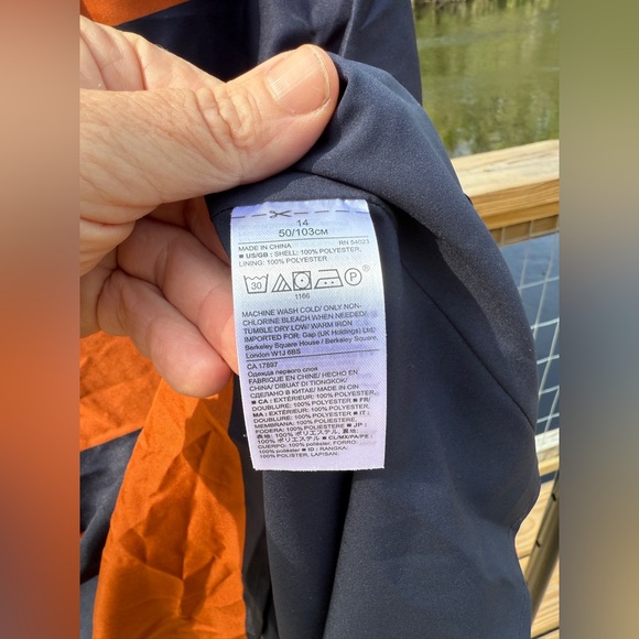 🧡 BANANA REPUBLIC Rust Orange and Navy Rugby Stripe Peplum Blouse. - Picture 5 of 8